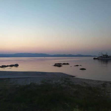 Xaroula Apartments Ierissos Bagian luar foto