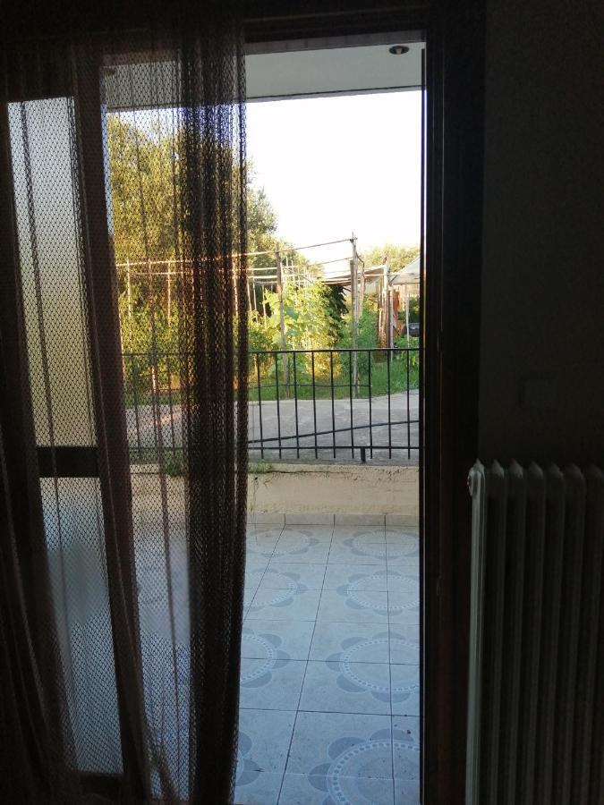 Xaroula Apartments Ierissos Bagian luar foto