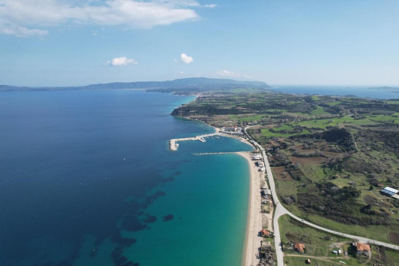 Xaroula Apartments Ierissos Bagian luar foto