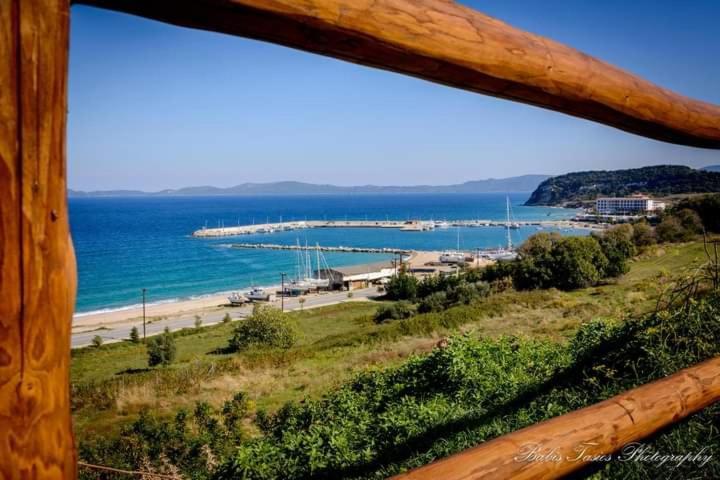 Xaroula Apartments Ierissos Bagian luar foto