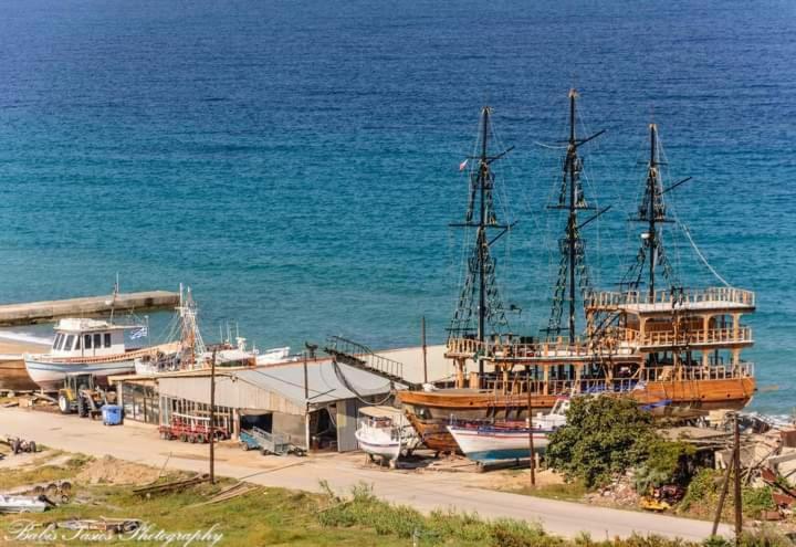 Xaroula Apartments Ierissos Bagian luar foto